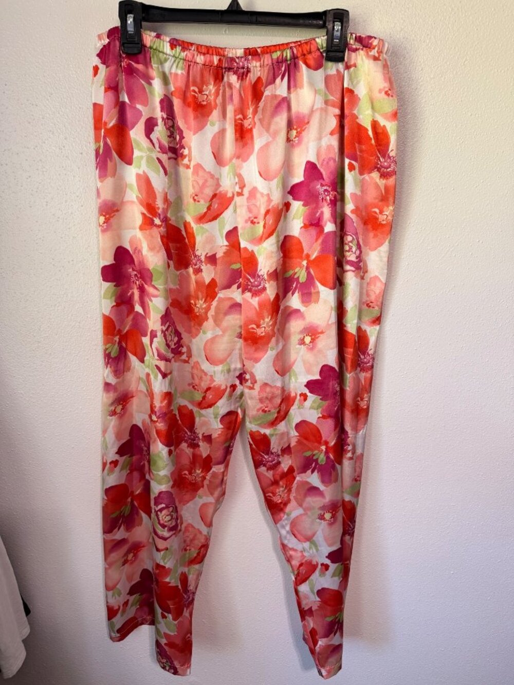 Satin Lounge/Pajama Pants White Pink Salmon Floral Womans XL